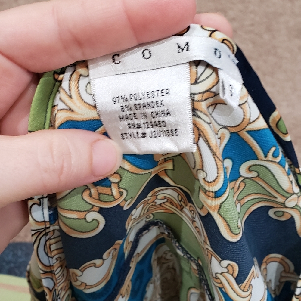 Elaborate Chain Pattern Rolled Button Sleeve - image 4